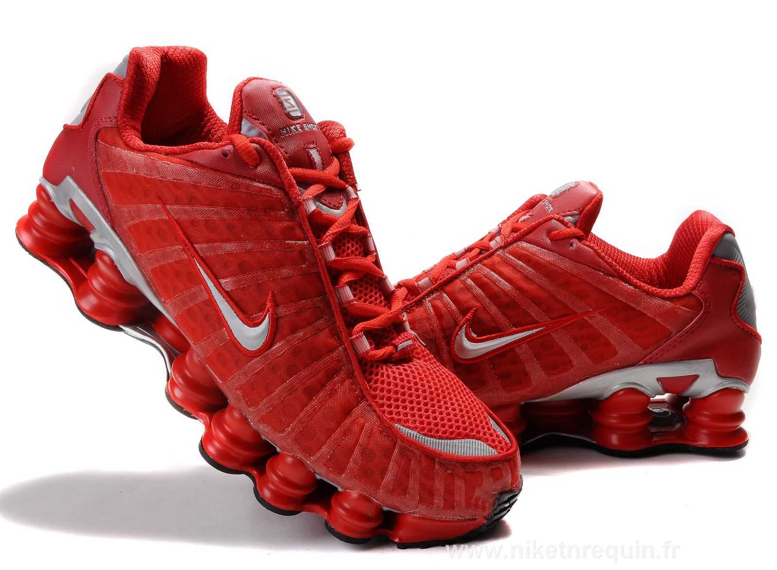 TL1 rouge baskets shox (1).JPG